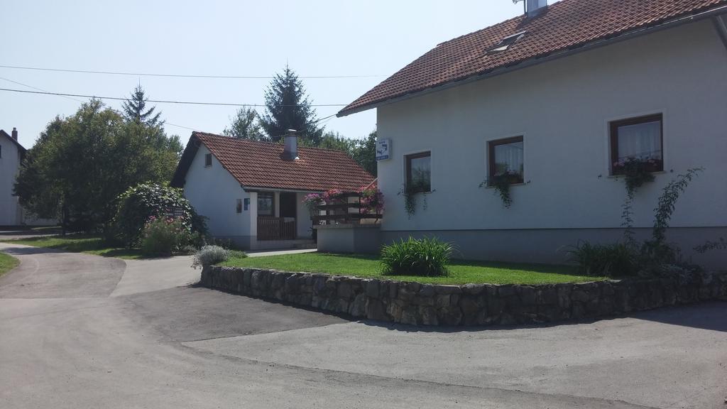 Guest House Family Dukic Rakovica Bagian luar foto